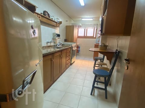 Image 7 - 265811